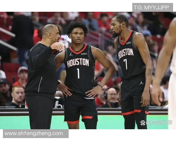 2019年NBA精彩对决公牛与火箭的激烈较量回顾与分析